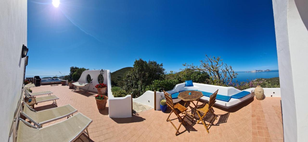Guest House Villa Il Gabbiano Ponza Exterior foto