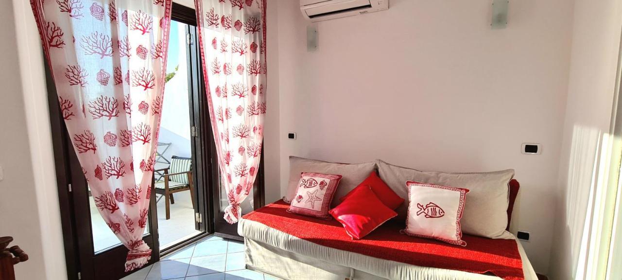 Guest House Villa Il Gabbiano Ponza Exterior foto