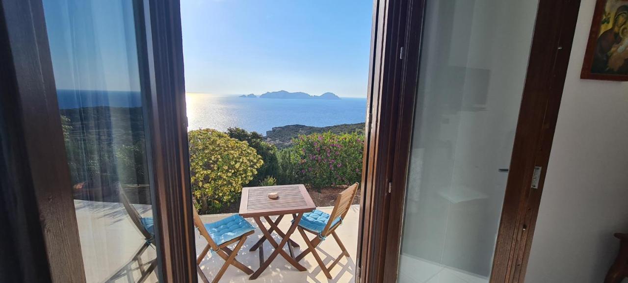 Guest House Villa Il Gabbiano Ponza Exterior foto